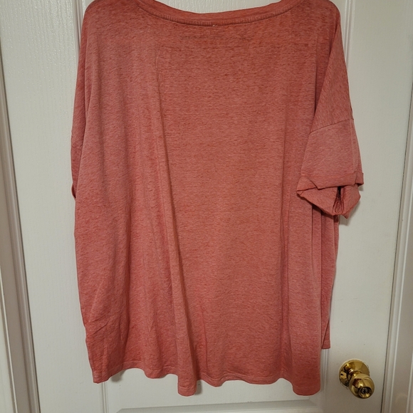 (4X)  Pink Short Sleeved T-shirt - Picture 2 of 5